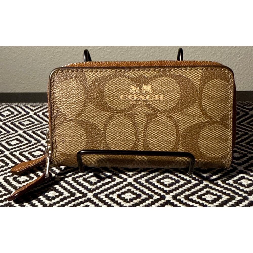 Coach Signature Zip-Around Wallet in Brown